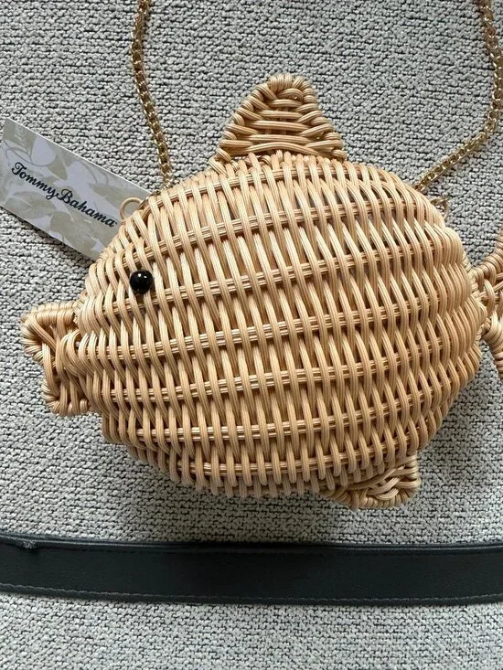 Tommy Bahama Fish Tan Wicker Crossbody Bag NWT Cute for Summer/Vacations! - Picture 2 of 3